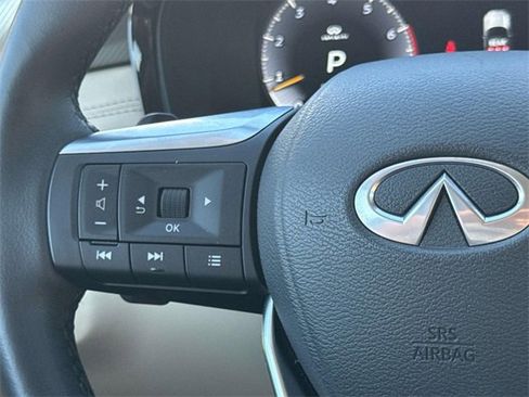 Certified 2025 INFINITI QX60 Luxe image 11