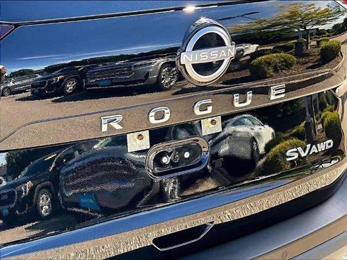 Certified 2023 Nissan Rogue SV AWD/4WD image 27