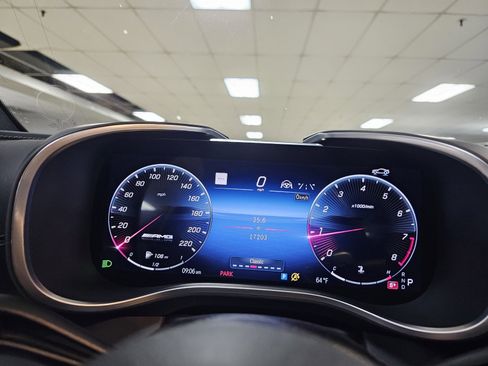 Used 2022 Mercedes-Benz SL 63 AMG 4MATIC image 10