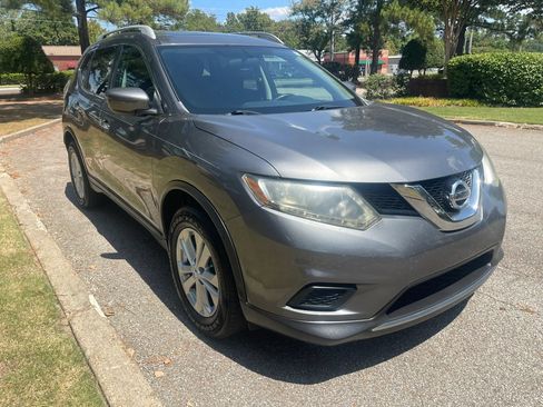 Used 2016 Nissan Rogue SV w/ SV Moonroof Package FWD image 7