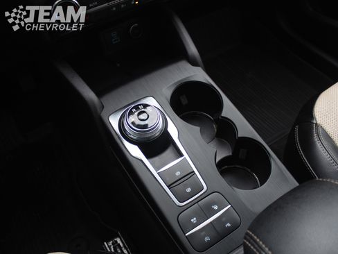 Used 2021 Ford Escape Titanium w/ Titanium Elite Package image 20