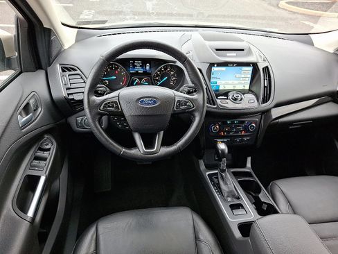 Used 2017 Ford Escape Titanium image 11