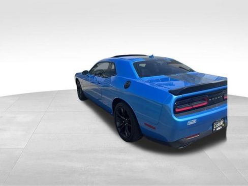 Used 2016 Dodge Challenger R/T Plus RWD image 8