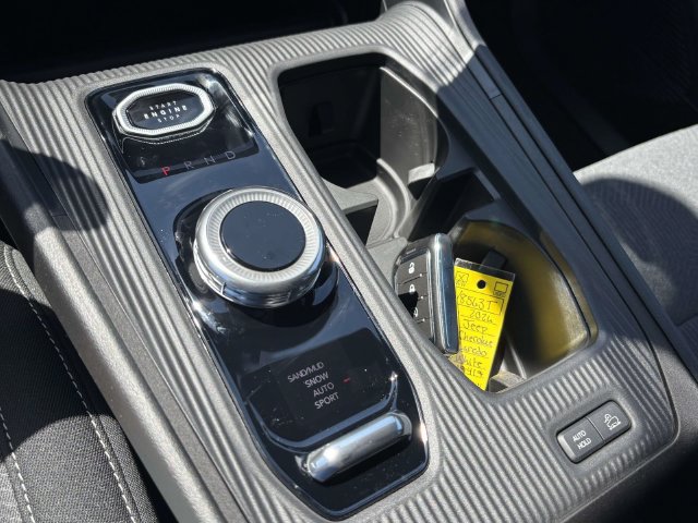 New 2026 Jeep Cherokee Laredo AWD/4WD image 29