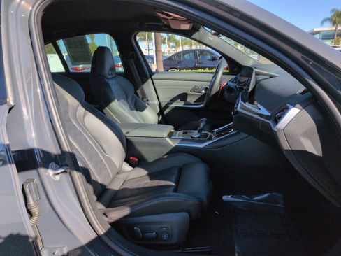 Used 2024 BMW M3 Competition w/ Executive Package image 32
