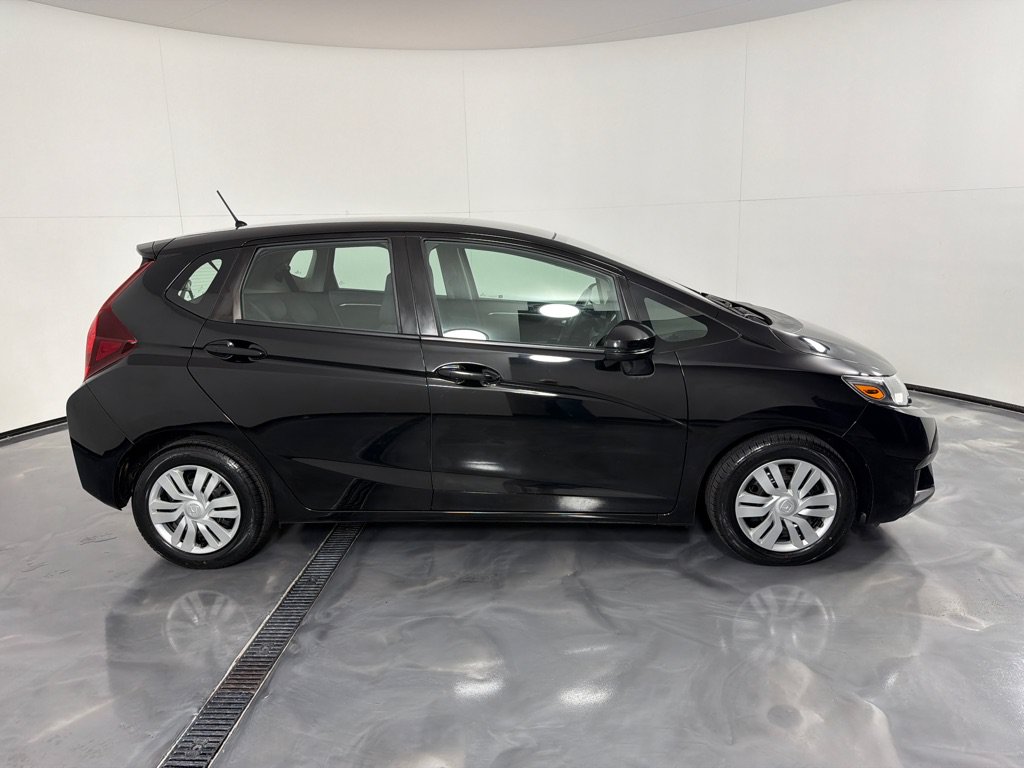 Used 2017 Honda Fit LX image 4