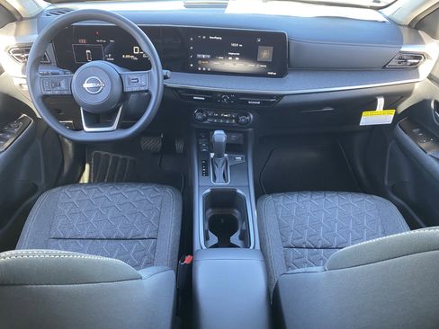 New 2026 Nissan Kicks SV w/ Cold Weather Package FWD image 14