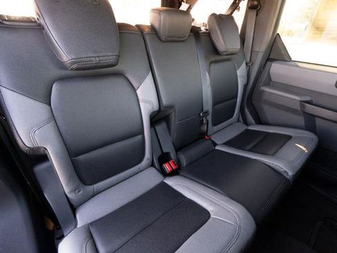 Used 2023 Ford Bronco Big Bend image 28