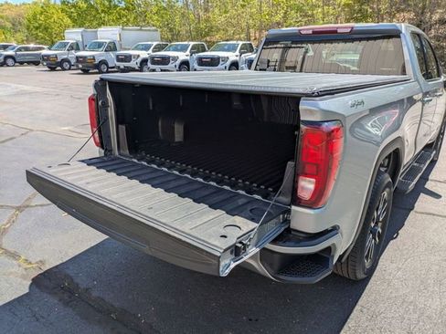 Used 2023 GMC Sierra 1500 Elevation AWD/4WD image 32