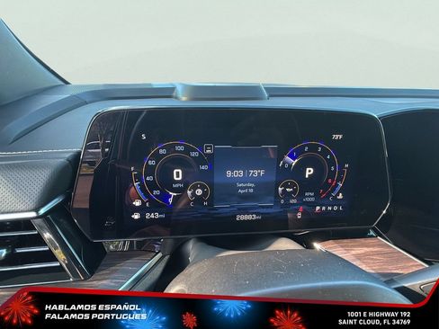 Certified 2025 Chevrolet Suburban Premier RWD image 19