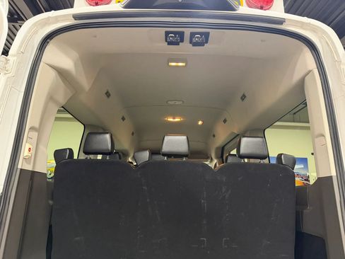 Used 2020 Ford Transit 150 XL RWD image 25