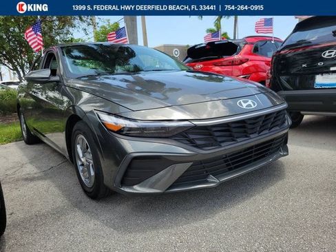 Certified 2024 Hyundai Elantra SE FWD image 1