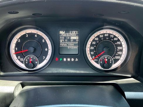Used 2015 RAM 1500 Express AWD/4WD image 21