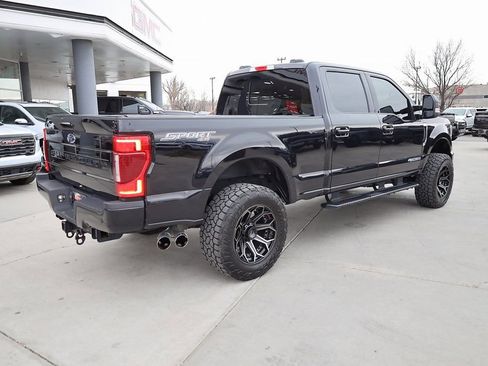 Used 2022 Ford F250 Lariat w/ Lariat Ultimate Package AWD/4WD image 6