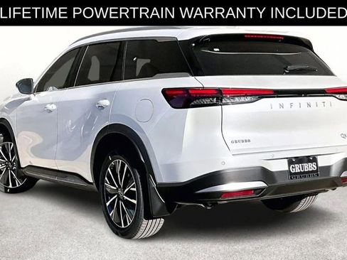 Certified 2025 INFINITI QX60 Luxe image 3