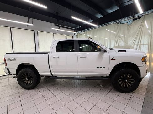 Used 2020 RAM 2500 Big Horn w/ Night Edition AWD/4WD image 3