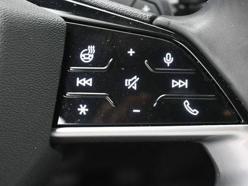 Used 2025 Audi Q5 Premium w/ Convenience Package AWD/4WD image 17