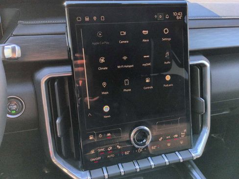 Used 2024 GMC Acadia Elevation image 28