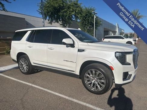 Used 2021 GMC Yukon Denali w/ Denali Ultimate Package AWD/4WD image 11