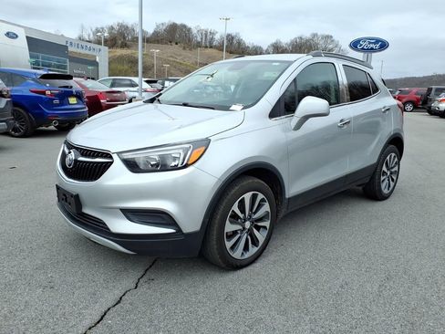 Used 2022 Buick Encore Preferred w/ Safety Package AWD/4WD image 1