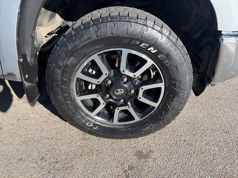 Used 2017 Toyota Tundra SR5 w/ TRD Off Road Package AWD/4WD image 14