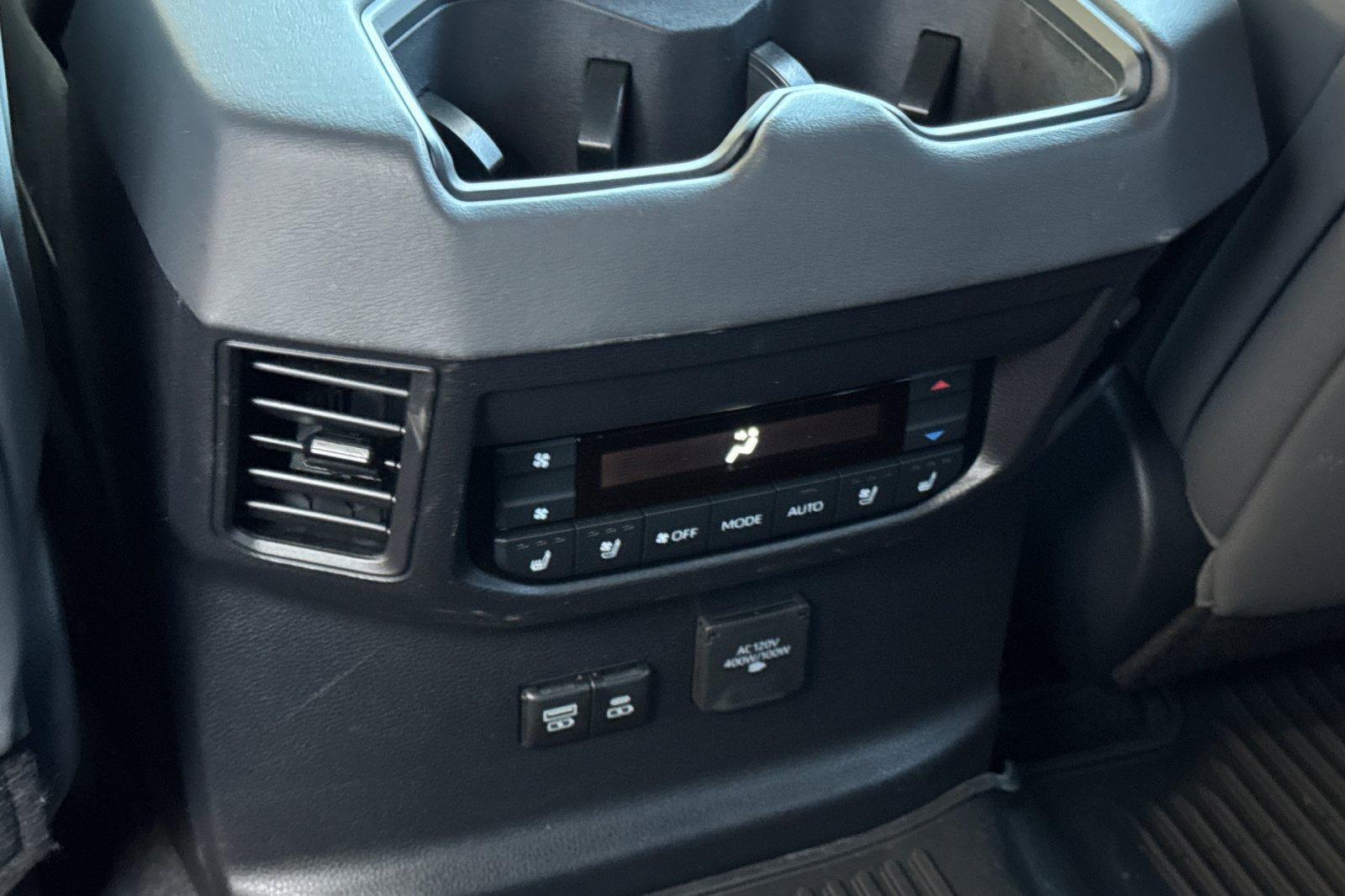 Certified 2026 Toyota Sequoia Capstone AWD/4WD image 17