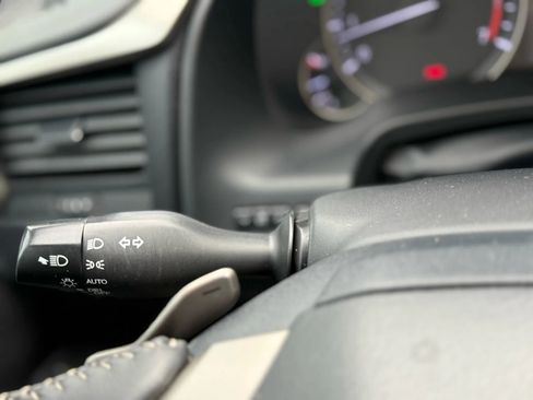 Used 2021 Lexus RX 350L FWD w/ Premium Package image 41