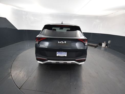 Certified 2023 Kia Sportage LX image 8