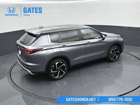 Used 2024 Mitsubishi Outlander SE AWD/4WD image 48
