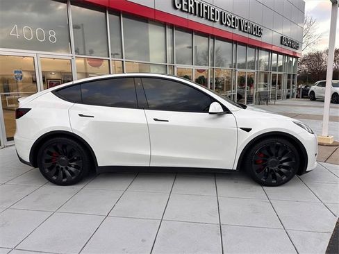Used 2021 Tesla Model Y Performance image 2