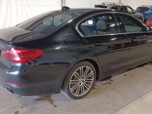 Used 2019 BMW 530e xDrive w/ Convenience Package image 2