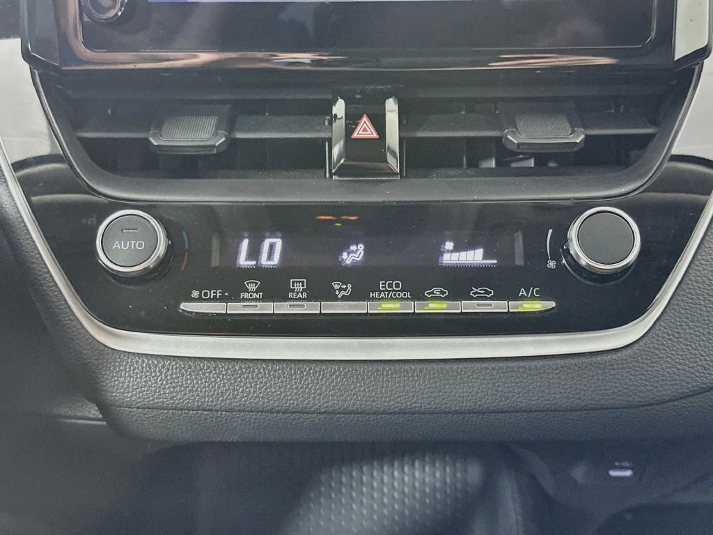 Used 2024 Toyota Corolla LE FWD image 18