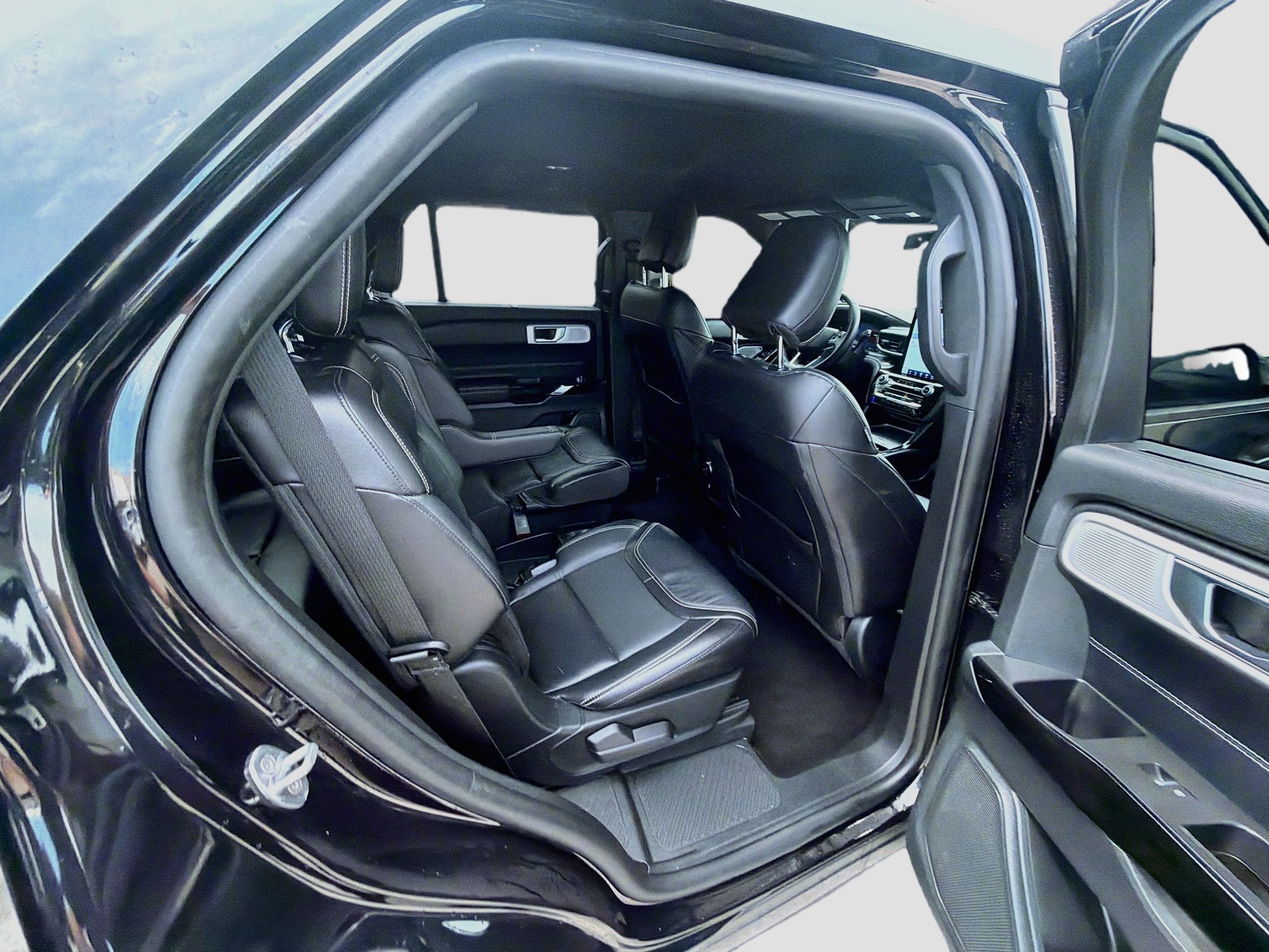 Used 2021 Ford Explorer ST AWD/4WD image 29