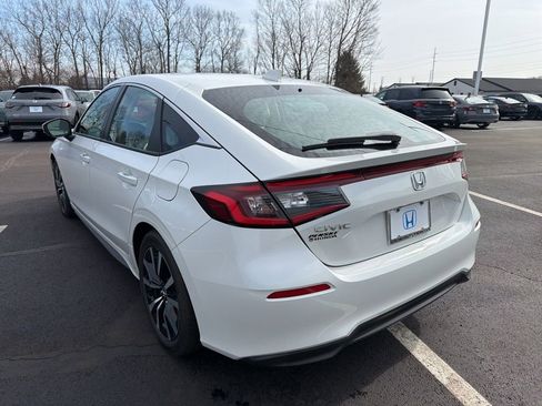 Certified 2023 Honda Civic EX-L image 3