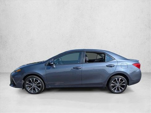 Used 2018 Toyota Corolla SE FWD image 8