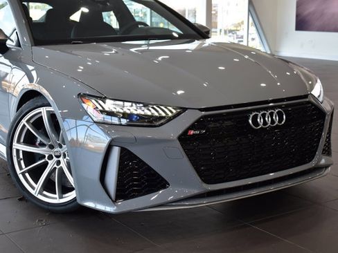 Used 2025 Audi RS 7 Performance image 3