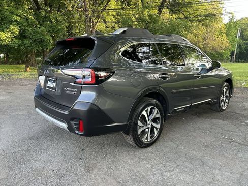 Used 2021 Subaru Outback Touring XT AWD/4WD image 8