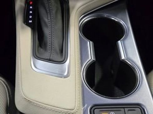 New 2025 Cadillac CT4 Premium Luxury RWD image 18