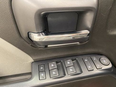 Used 2017 Chevrolet Silverado 1500 Custom w/ Custom Convenience Package image 24