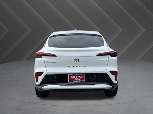 Used 2025 Buick Envista Sport Touring image 3