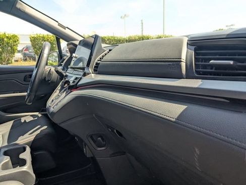 Used 2025 Honda Odyssey Sport-L image 33