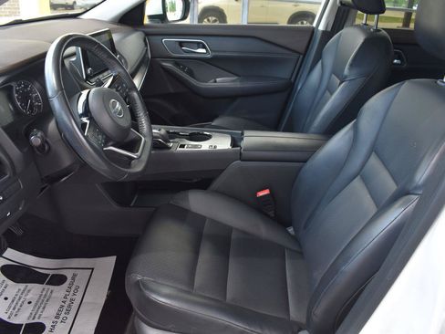 Used 2021 Nissan Rogue SV w/ Premium Package FWD image 26