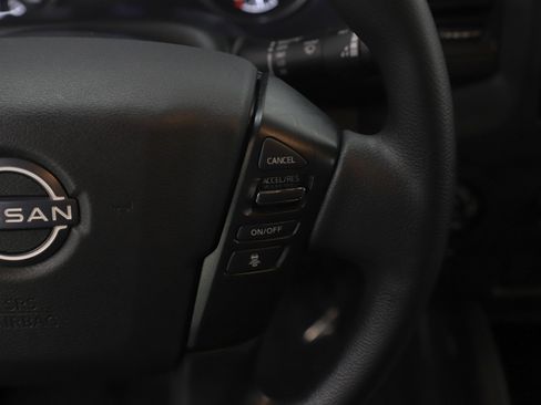 Used 2024 Nissan Frontier S w/ Technology Package image 16