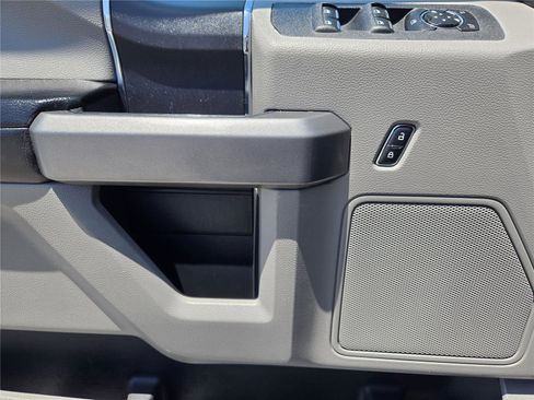 Used 2016 Ford F150 XLT RWD image 20