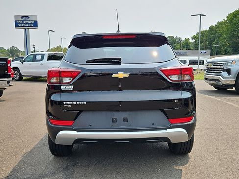 Used 2023 Chevrolet TrailBlazer LT w/ Convenience Package AWD/4WD image 5