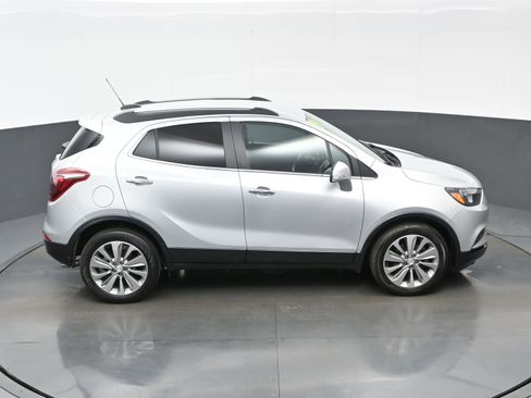 Used 2019 Buick Encore Preferred FWD image 36