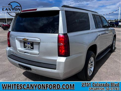 Used 2019 Chevrolet Suburban LT AWD/4WD image 11