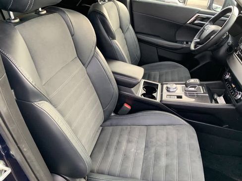 Used 2022 Mitsubishi Outlander SE image 11