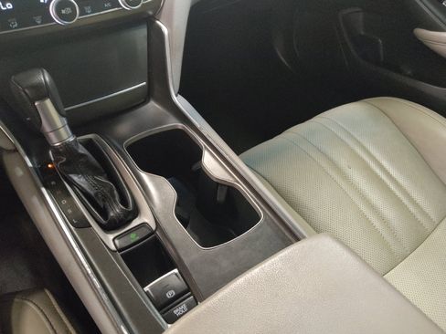 Used 2018 Honda Accord LX image 26