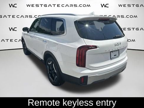 Used 2024 Kia Telluride S w/ S Sunroof Package AWD/4WD image 13